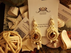 Ana Bijoux Group - contact@Ana-Bijoux.com - 0761503016