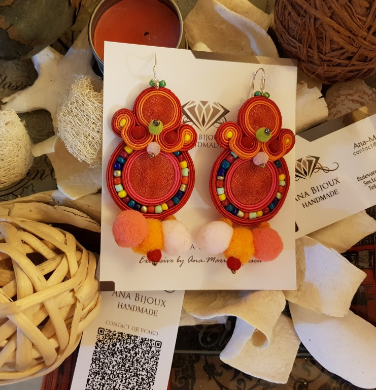 Cercei Handmade PomPom, Office, Soutache, Bijuteri, Argint, Lux, Unicat, Exclusiv by Ana-Maria Popescu, Ana Bijoux, Ana Biju, Ana Bijoux Handmade, Ana Bijoux Group, Brosa Orhidee Handmade.